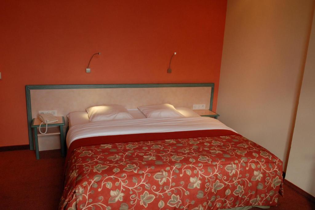 Les Tilleuls Hotel Jupille Exterior foto